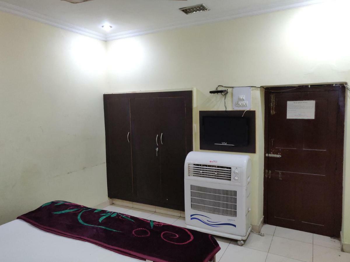 Roop Guest House Lucknow Dış mekan fotoğraf