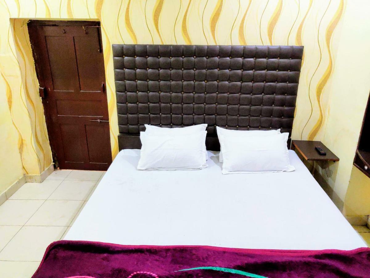 Roop Guest House Lucknow Dış mekan fotoğraf